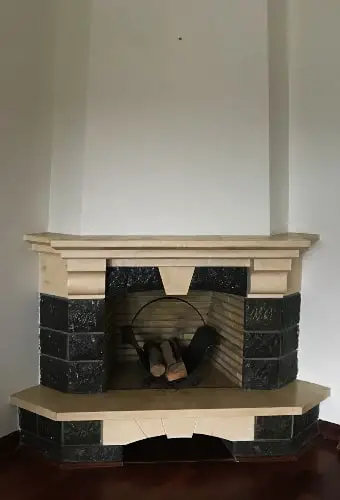 Empthy Fireplace