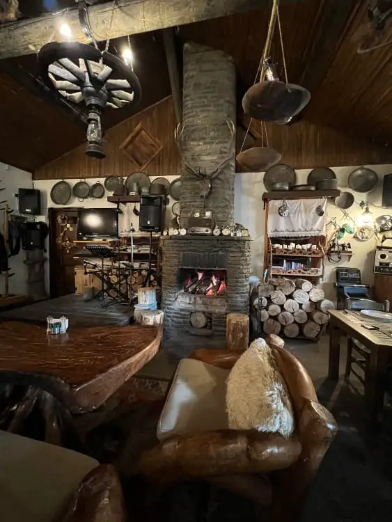 log cabin restaurant interior