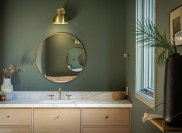 How To Choose The Best Bathroom Light Fixtures For Your Bathroom