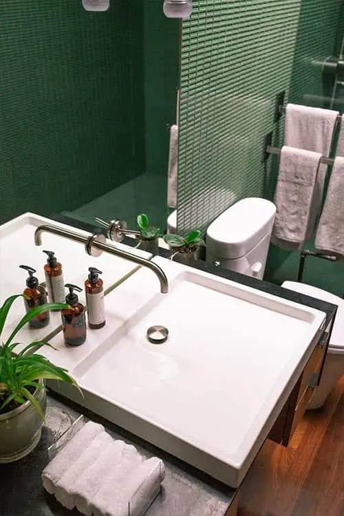 green bathrooms