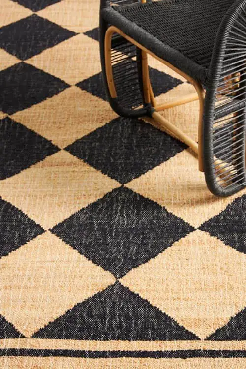 Checkered jute rugs