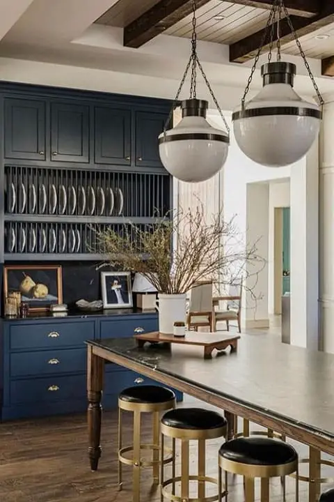 blue and White decor kitchen